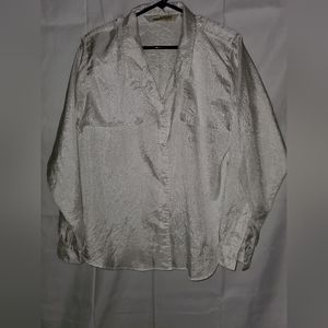 Diane Von Furstenberg White top size 10